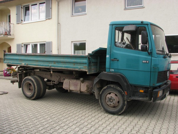 Hebebühne für LKW bis 7.5 Tonnen nahe München
Mit einem Leergewicht bis 5,5 Tonnen ist unsere Hebebühne für LKW bis 7,5 Tonnen Gesamtgewicht geeignet